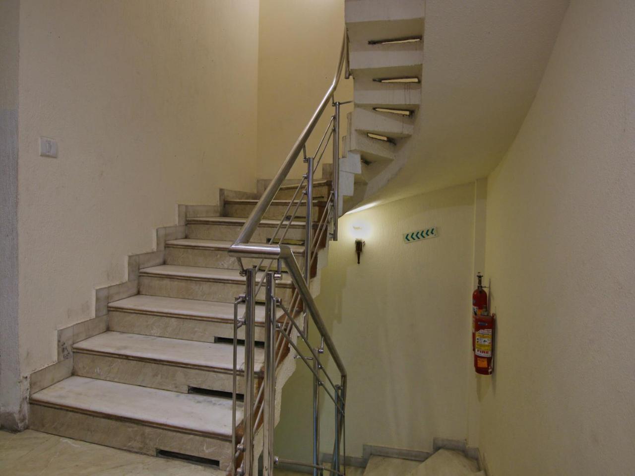 Fabhotel Nagpal Palace Patel Nagar New Delhi Luaran gambar